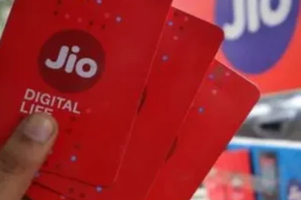 Jio's Significant Tariff Hike and New Plans for FY 2024-25: What You Need to Know